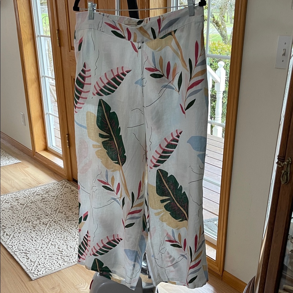 Cynthia Rowley Linen Pants with Floral Design